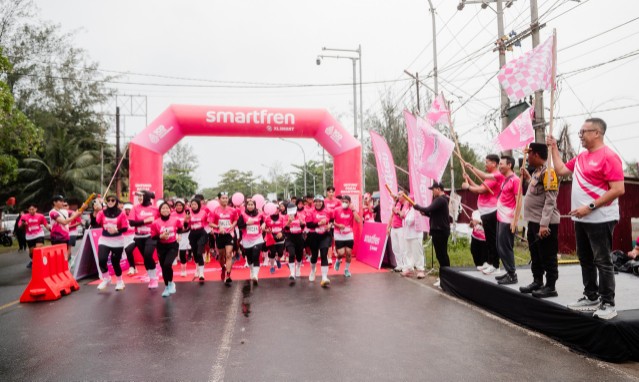 Smartfren mengajak masyarakat untuk bergabung dan memeriahkan keseruan SMARTFREN Fun Run 2025 di Bengkulu (foto/ist)